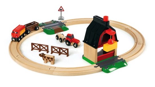 Brio farm railway - farm, 33719