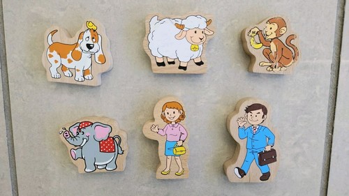 Wooden farm animal people - x,