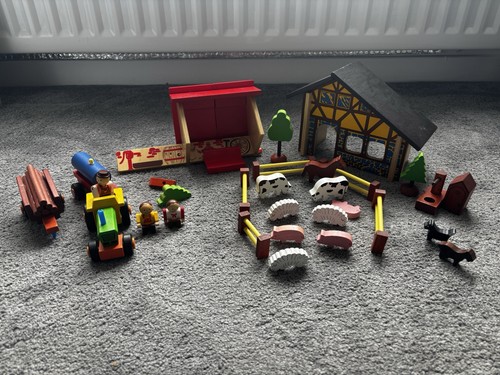 Wooden farm set with animals - set,