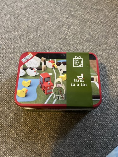 Farm tin wooden playset - a,