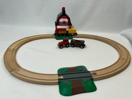 Brio farm railway - farm,